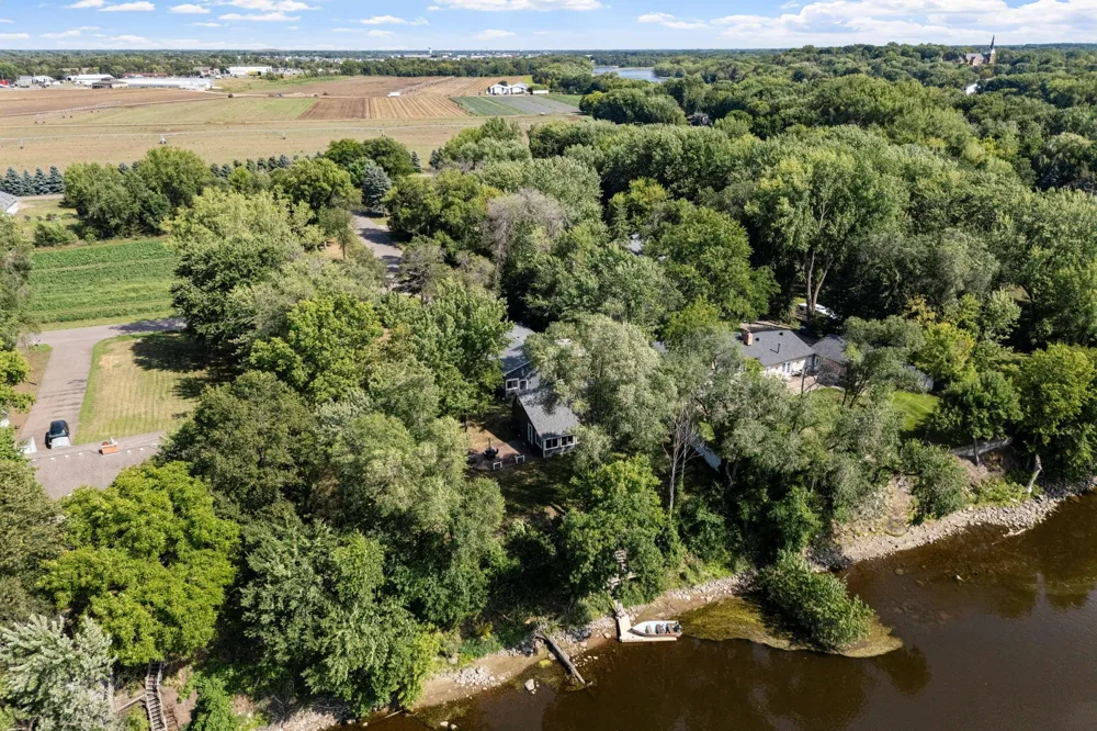 15410 Fillmore Street NW Elk River, MN 55330