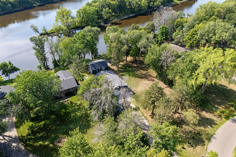 15410 Fillmore Street NW Elk River, MN 55330