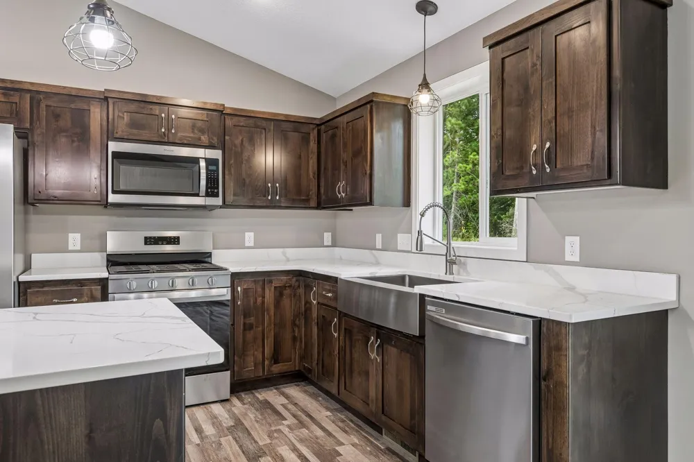 1063 Bellaire Boulevard NW Isanti, MN 55040