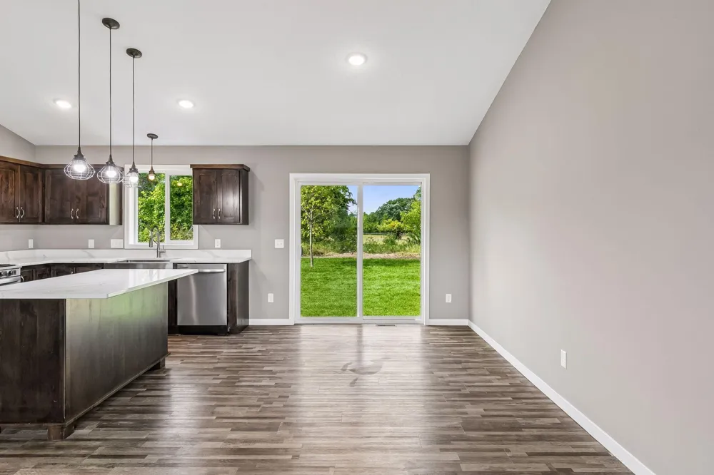 1063 Bellaire Boulevard NW Isanti, MN 55040
