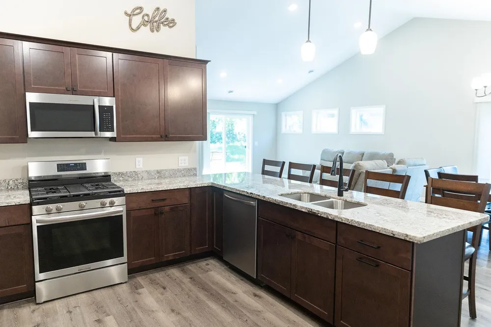 39209 Grand Avenue North Branch, MN 55056