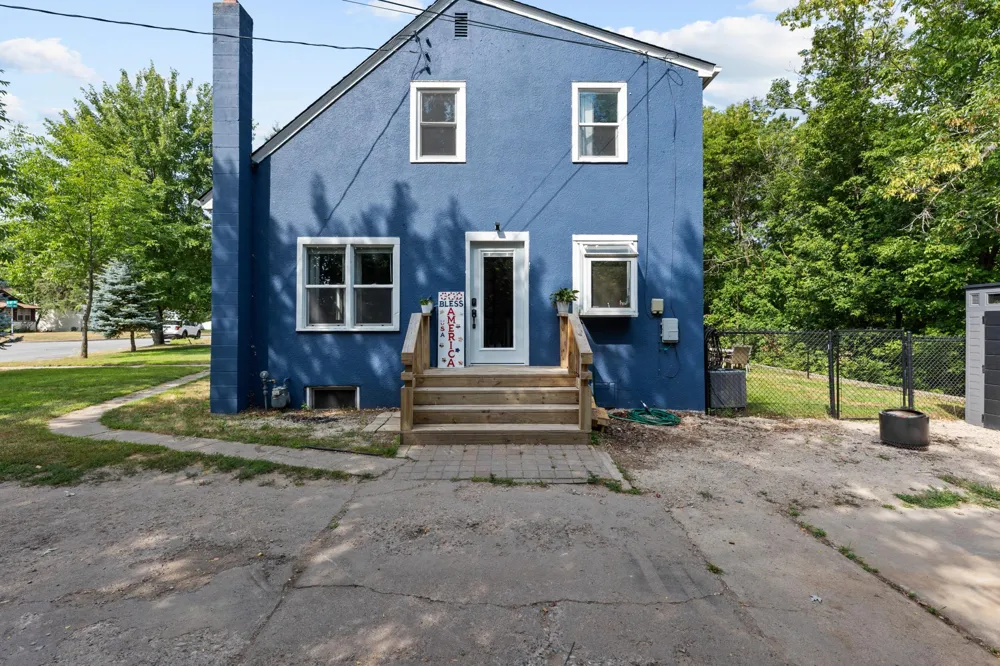 1001 Terrace Avenue Brainerd, MN 56401