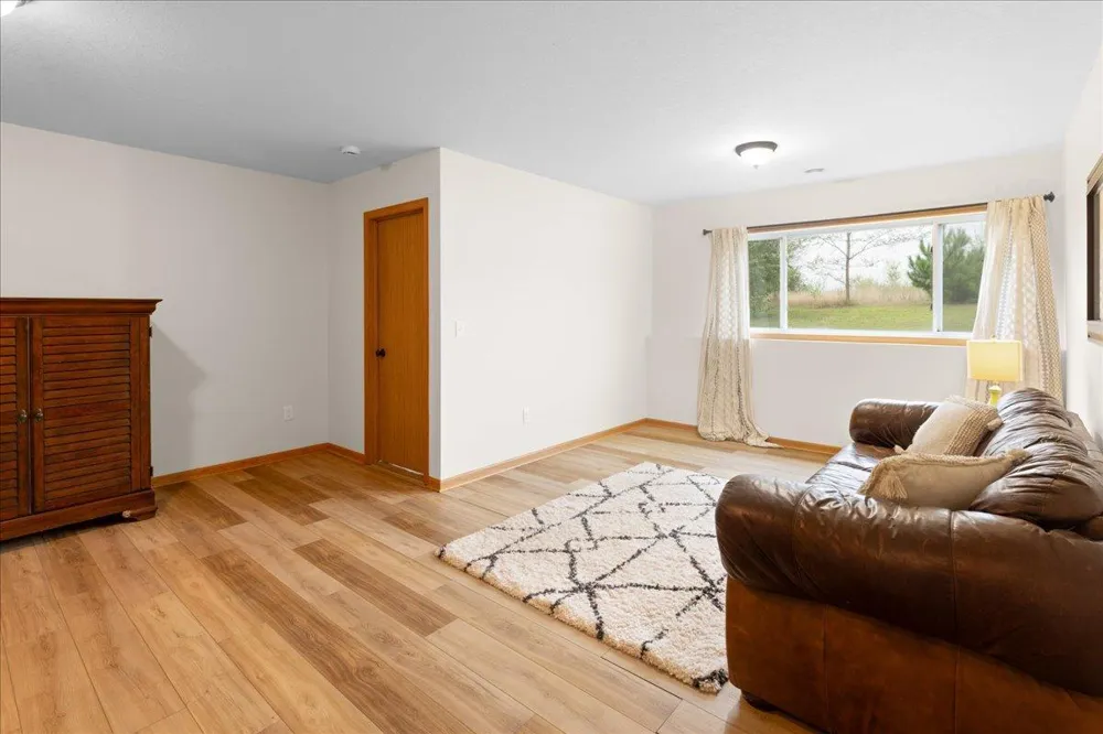 38260 Explorer Circle North Branch, MN 55056
