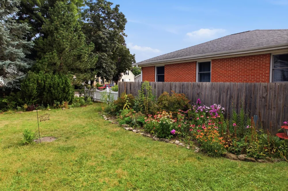 561 E Belleview Street Winona, MN 55987