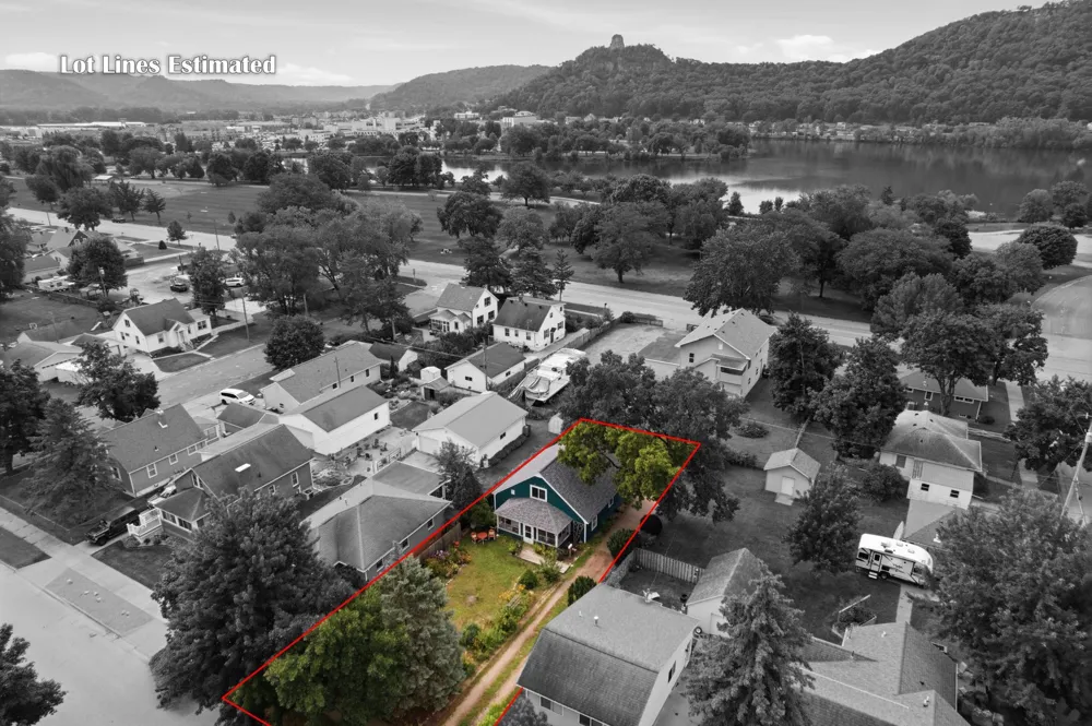 561 E Belleview Street Winona, MN 55987