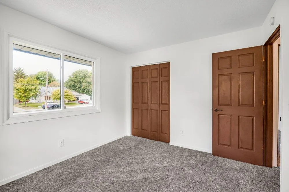 2958 Vanderbie Street Little Canada, MN 55117