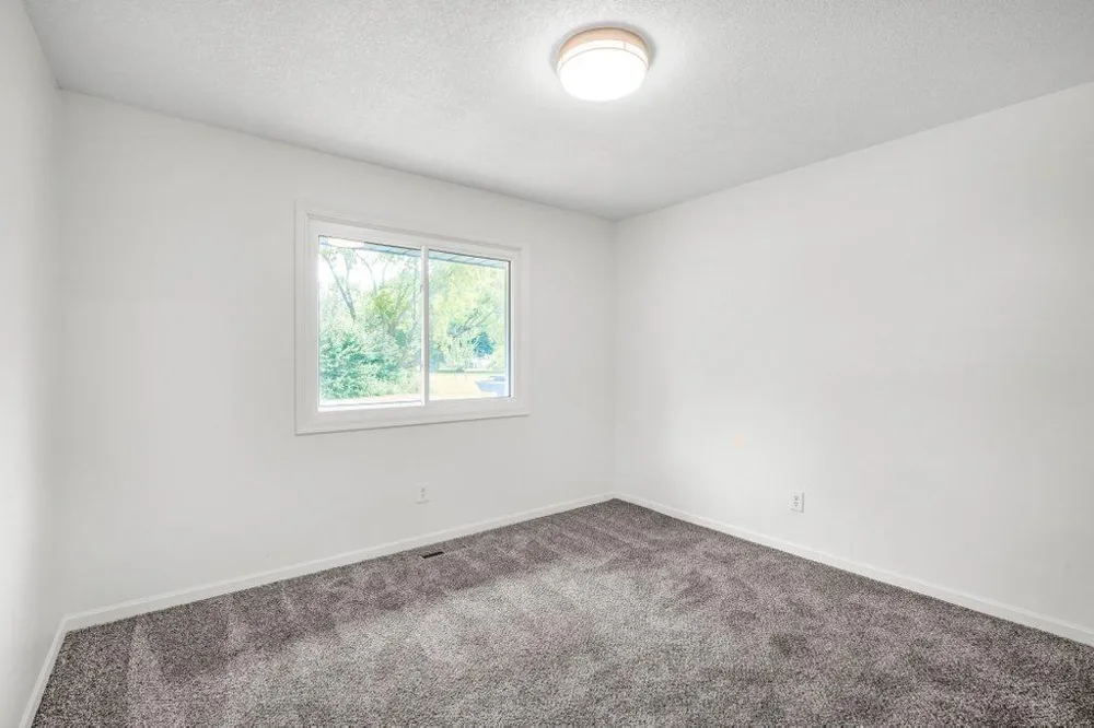 2958 Vanderbie Street Little Canada, MN 55117