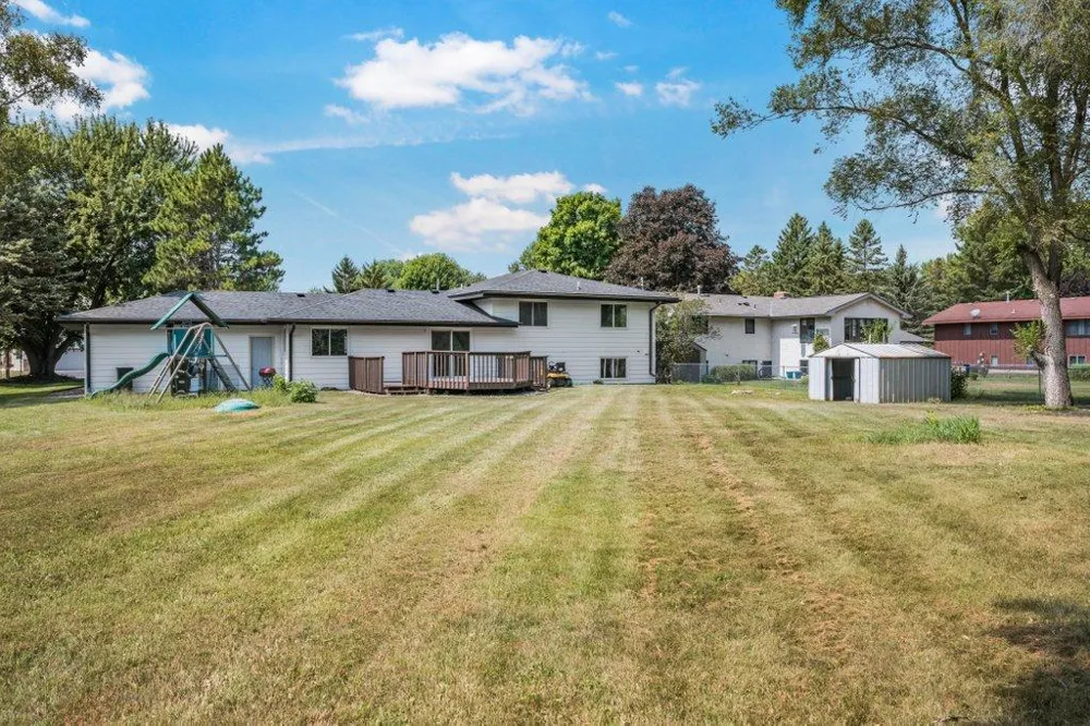 2958 Vanderbie Street Little Canada, MN 55117