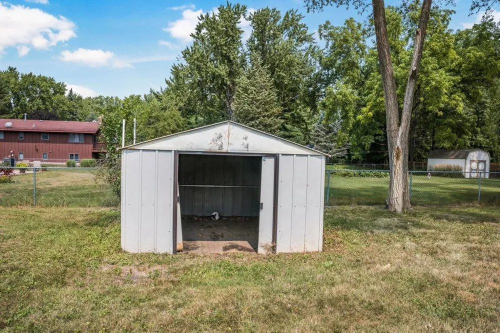 2958 Vanderbie Street Little Canada, MN 55117