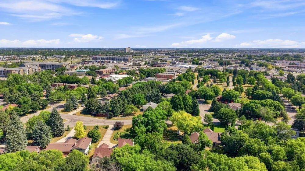3206 Rivershore Drive S Moorhead, MN 56560