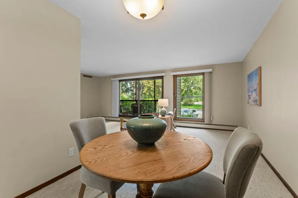 8549 Irwin Road #126 Bloomington, MN 55437