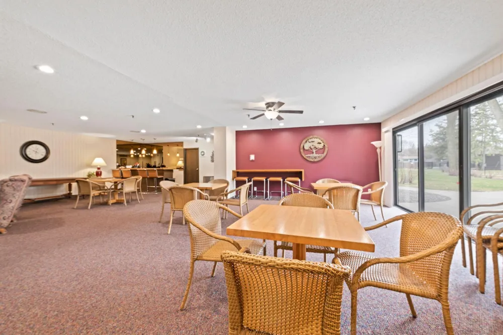 8549 Irwin Road #126 Bloomington, MN 55437