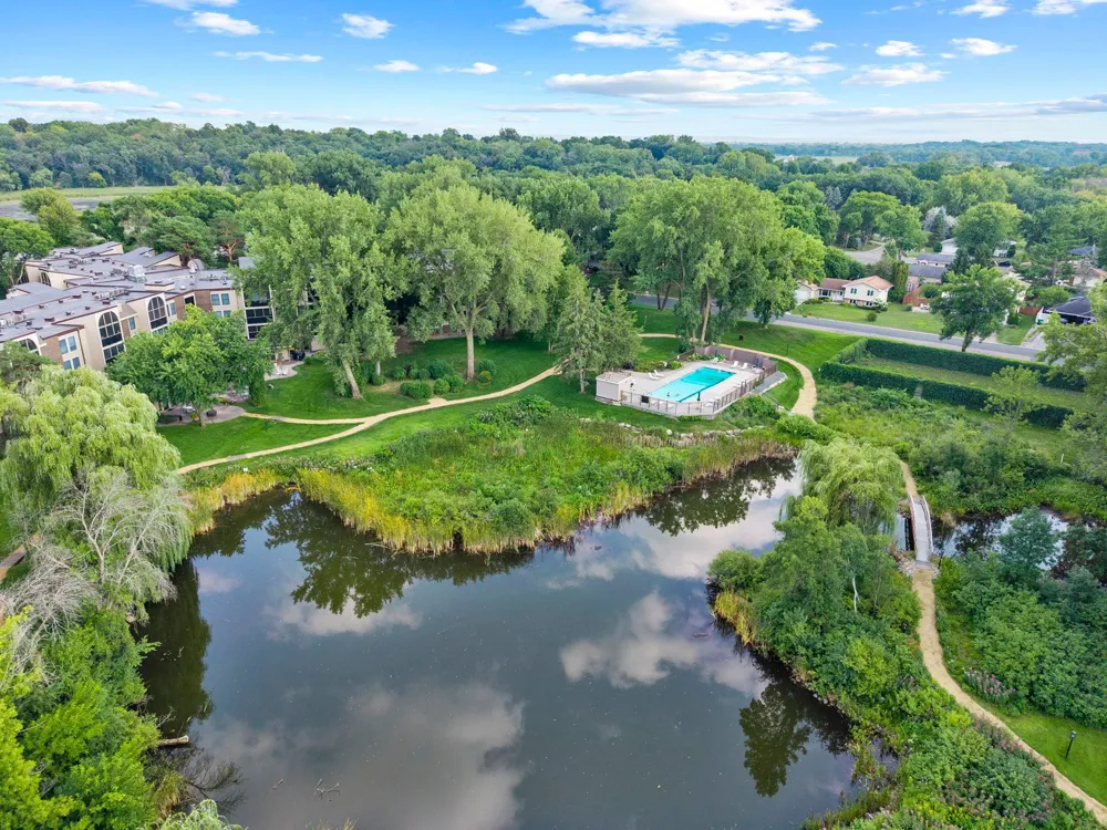 8549 Irwin Road #126 Bloomington, MN 55437