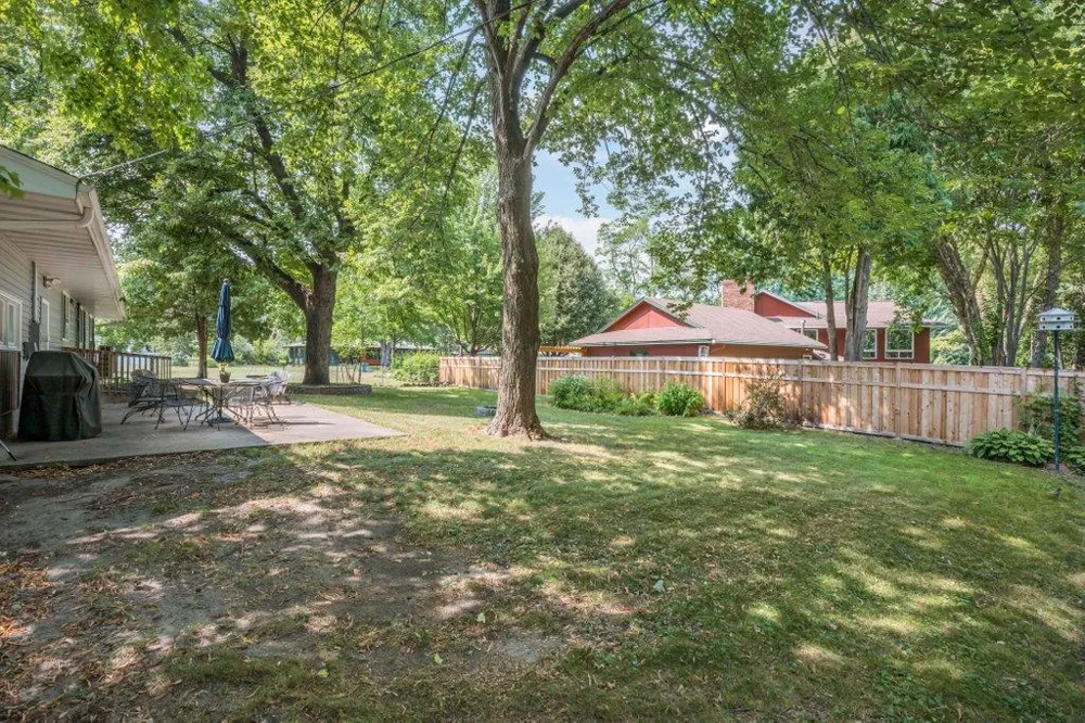 727 Tanglewood Drive Shoreview, MN 55126
