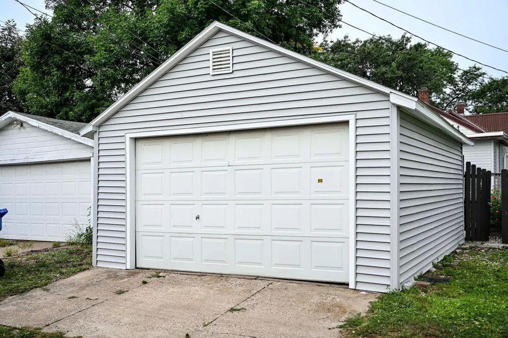 322 Mankato Avenue Winona, MN 55987