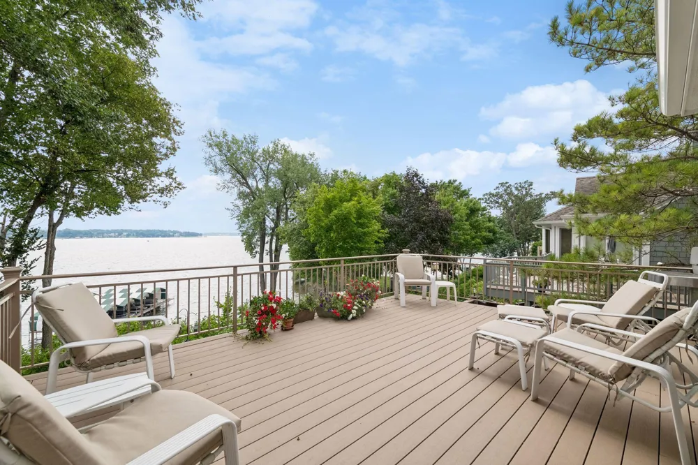 2928 Pelican Point Circle Mound, MN 55364
