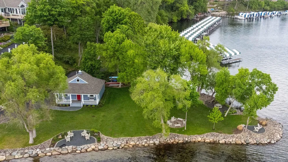 2928 Pelican Point Circle Mound, MN 55364
