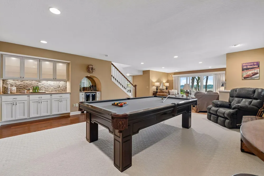 2928 Pelican Point Circle Mound, MN 55364