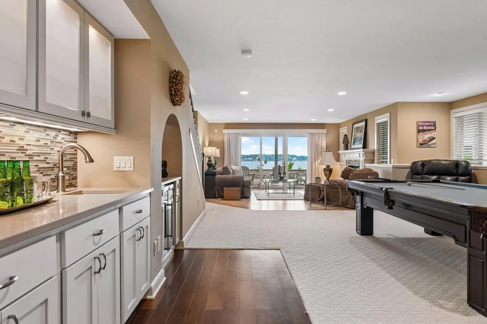 2928 Pelican Point Circle Mound, MN 55364