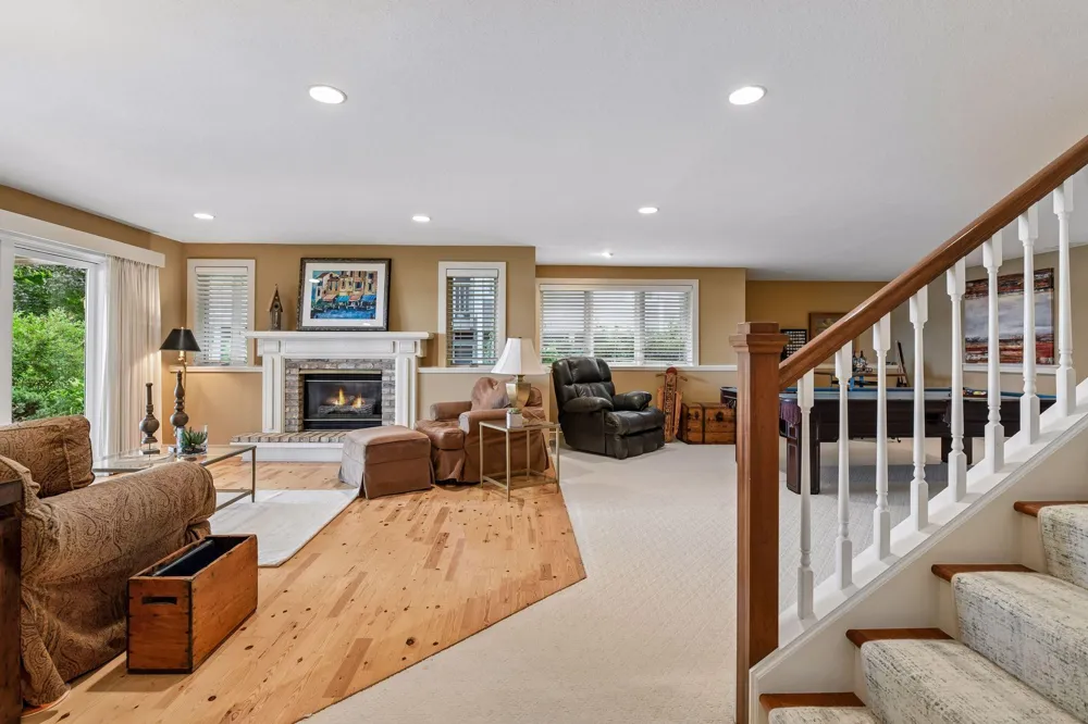 2928 Pelican Point Circle Mound, MN 55364