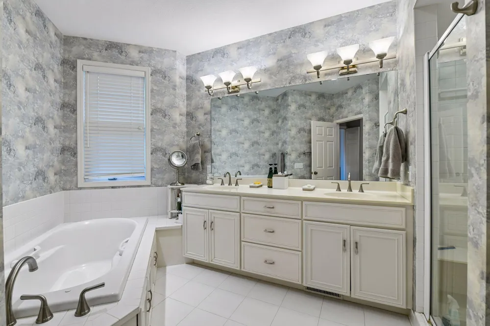 2928 Pelican Point Circle Mound, MN 55364