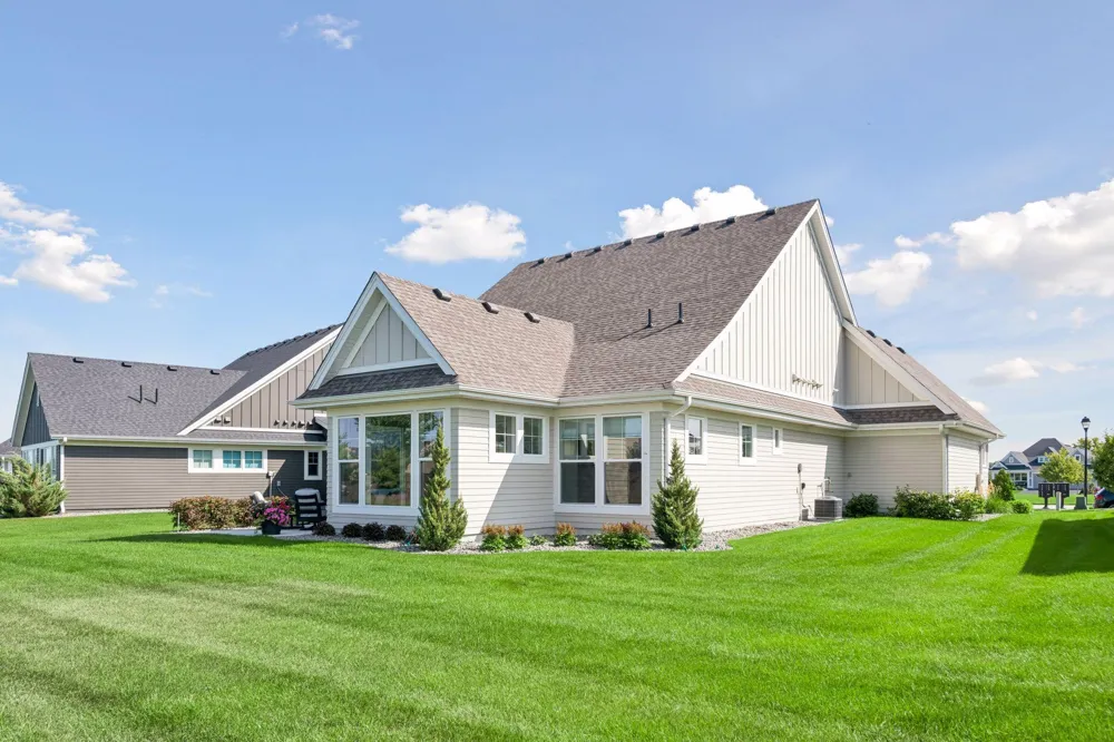 6280 Bluebell Lane Victoria, MN 55318