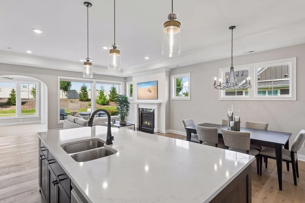 6280 Bluebell Lane Victoria, MN 55318