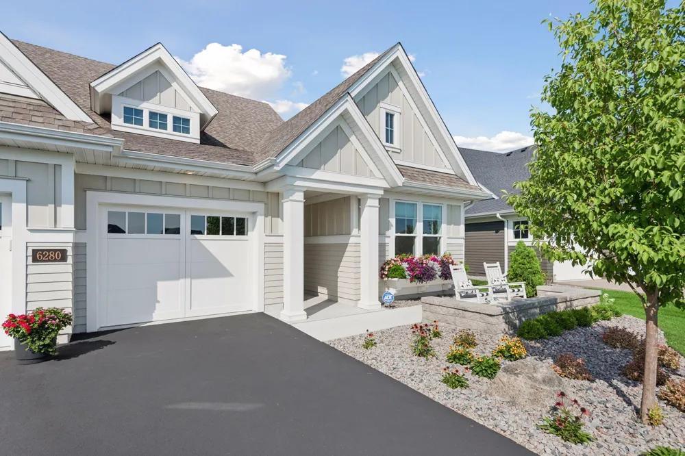 6280 Bluebell Lane Victoria, MN 55318