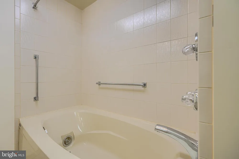28 ALLEGHENY AVENUE #2702 Towson, MD 21204