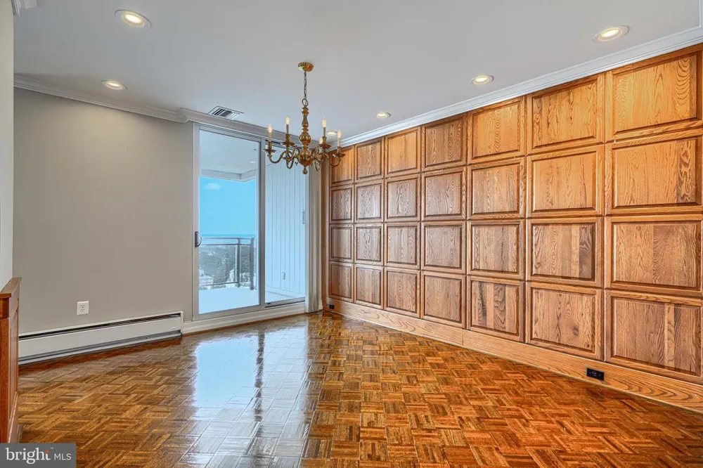 28 ALLEGHENY AVENUE #2702 Towson, MD 21204