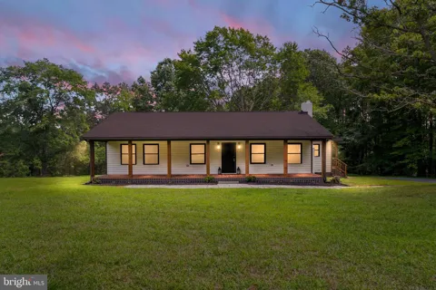 20064 MOUNTAIN TRACK ROAD