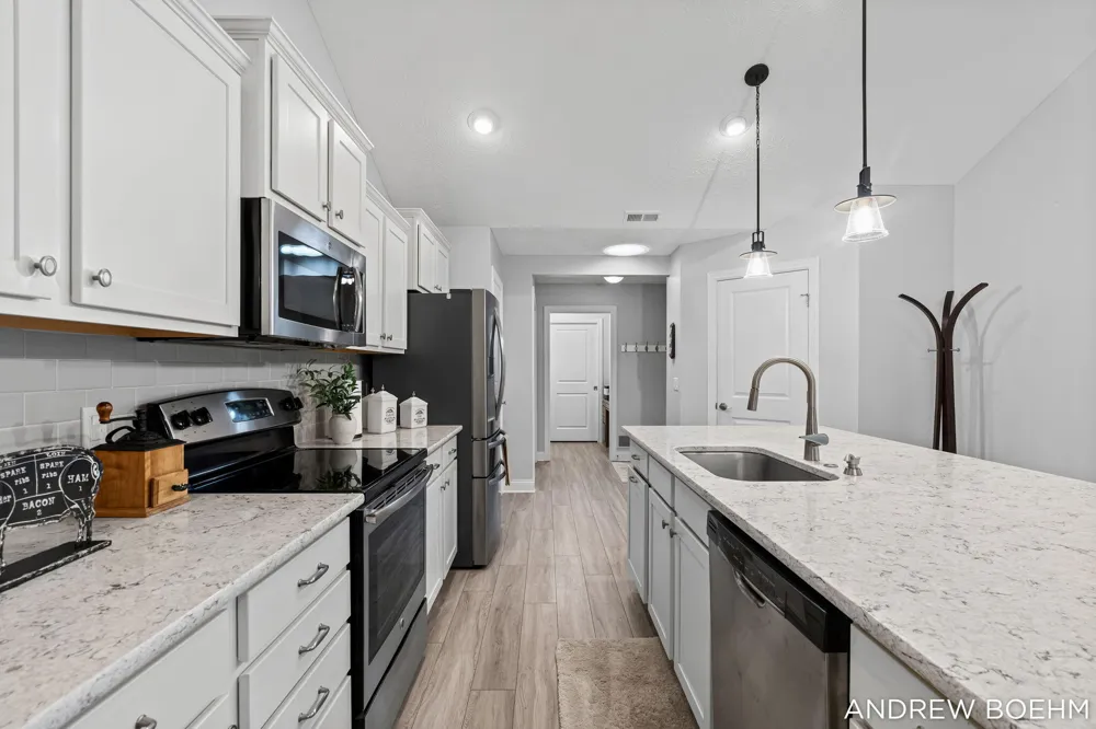 1220 Waterwalk Drive Holland, MI 49423