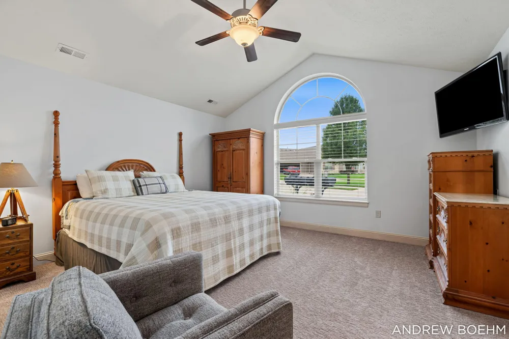 1220 Waterwalk Drive Holland, MI 49423