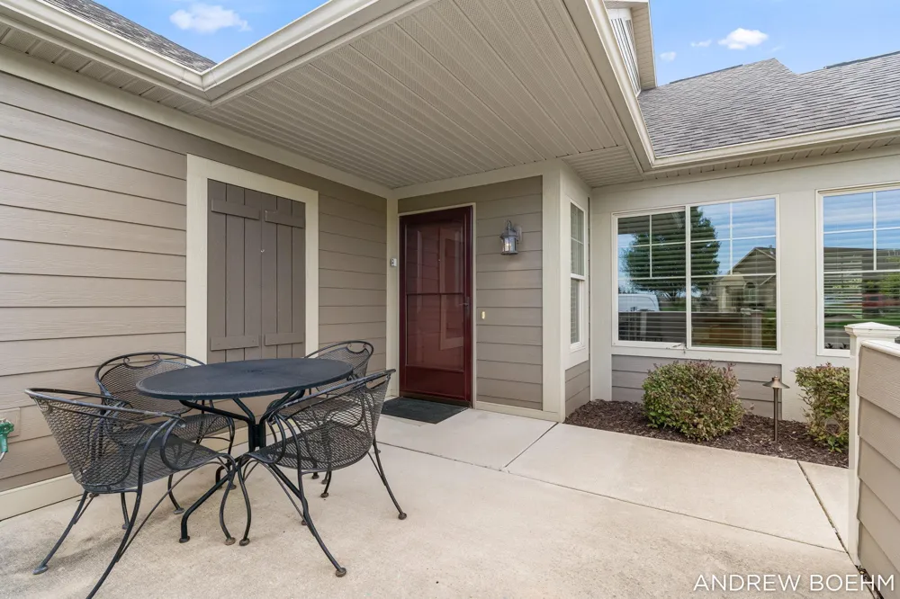 1220 Waterwalk Drive Holland, MI 49423
