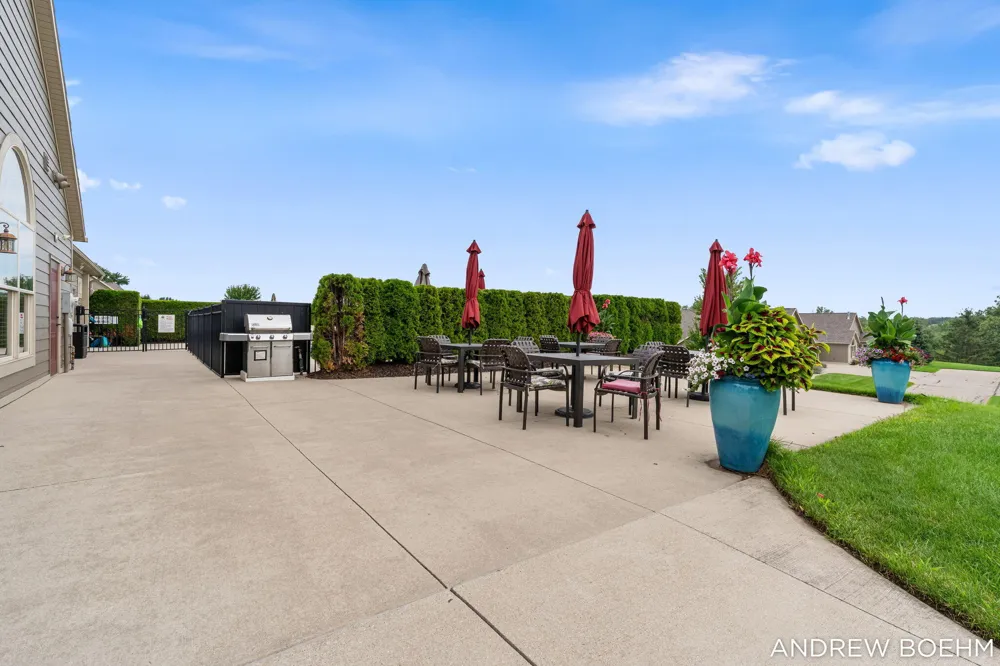 1220 Waterwalk Drive Holland, MI 49423