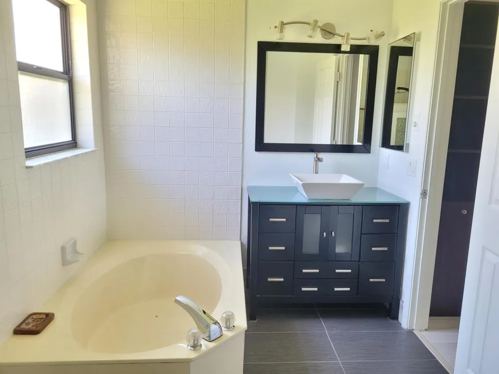 5460 HAWKES BLUFF AVENUE Davie, FL 33331