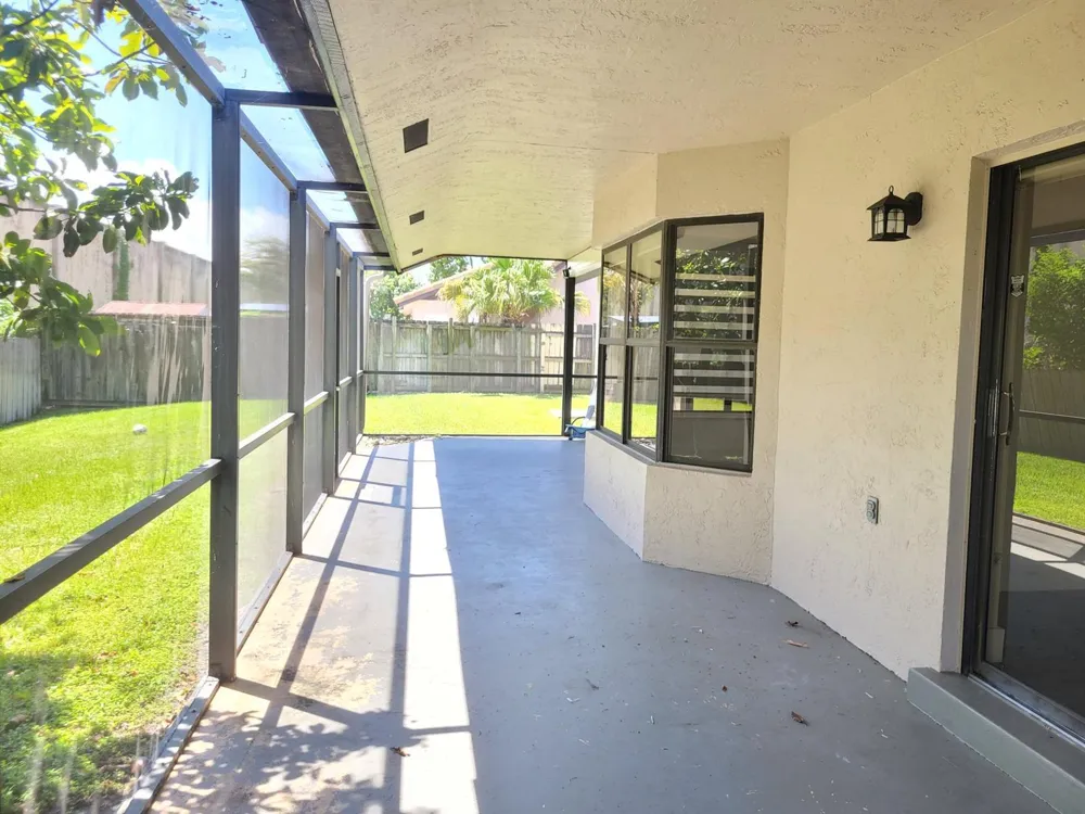5460 HAWKES BLUFF AVENUE Davie, FL 33331