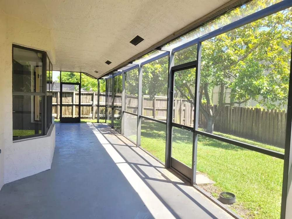 5460 HAWKES BLUFF AVENUE Davie, FL 33331