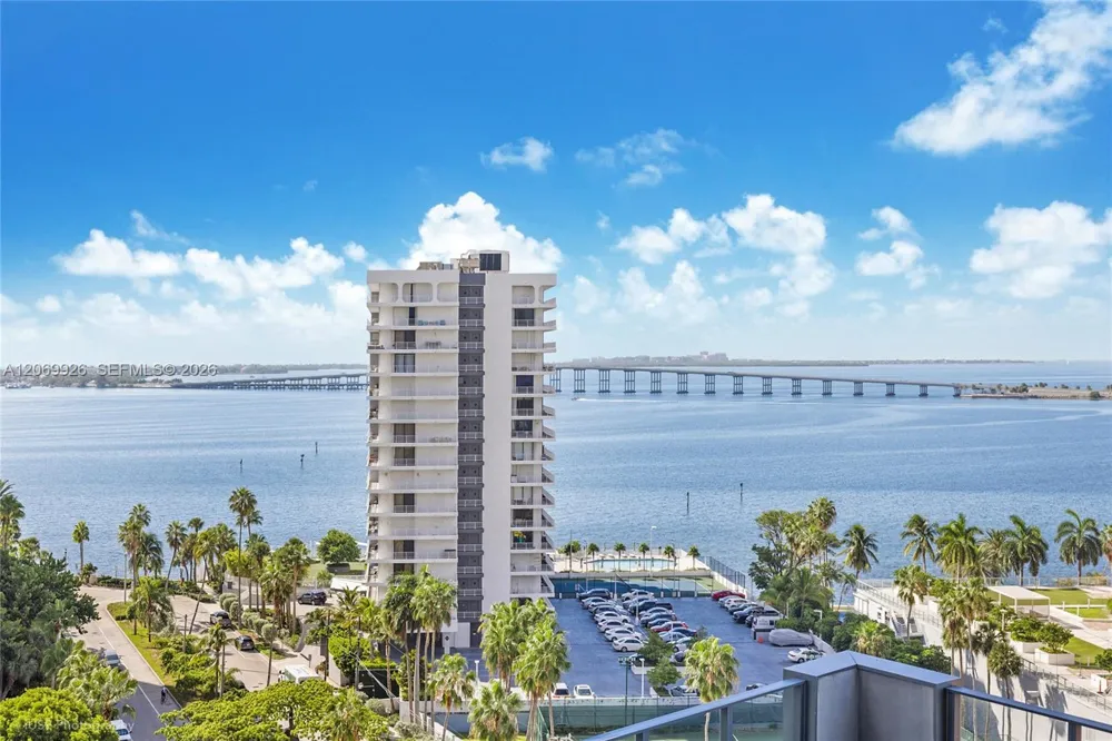 1451 Brickell Ave #1003 Miami, FL 33131