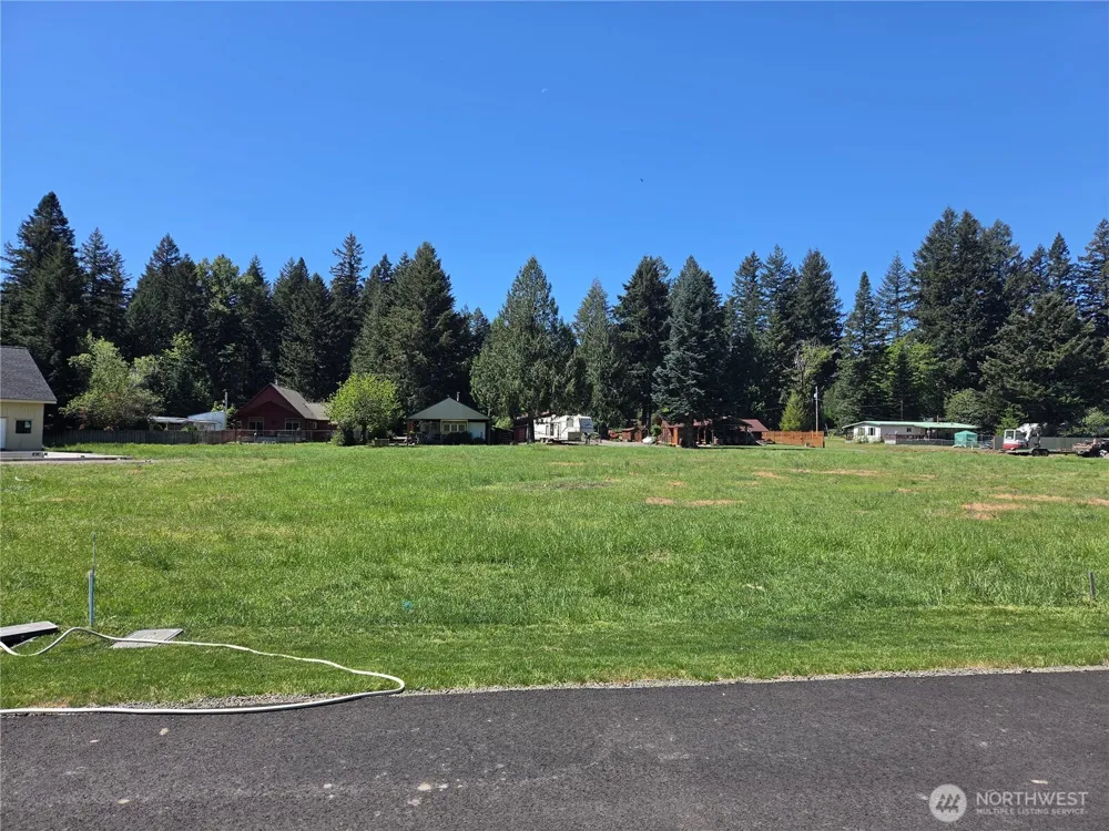 123 Campfire Lane Packwood, WA 98361