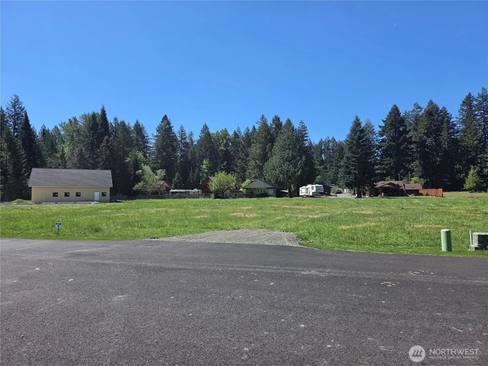 123 Campfire Lane Packwood, WA 98361