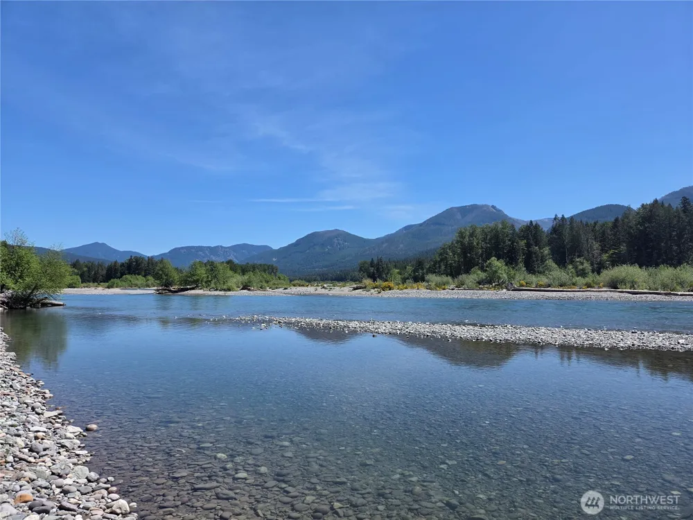 123 Campfire Lane Packwood, WA 98361