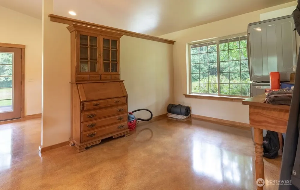 2298 Undie Road Forks, WA 98331