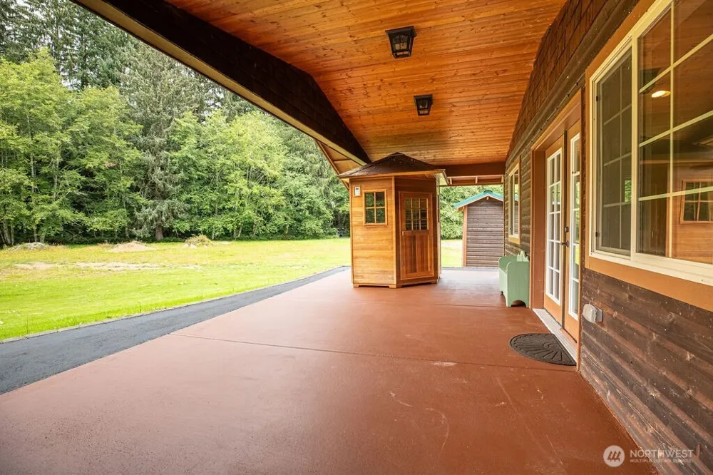 2298 Undie Road Forks, WA 98331