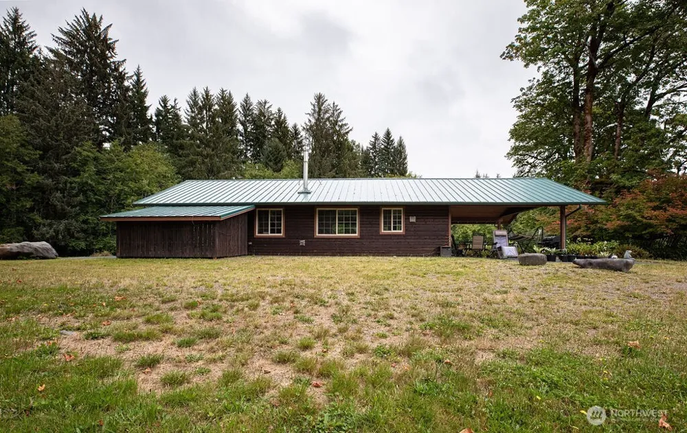 2298 Undie Road Forks, WA 98331