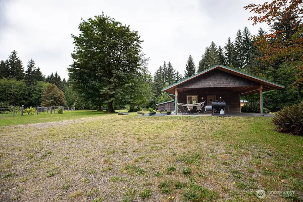 2298 Undie Road Forks, WA 98331