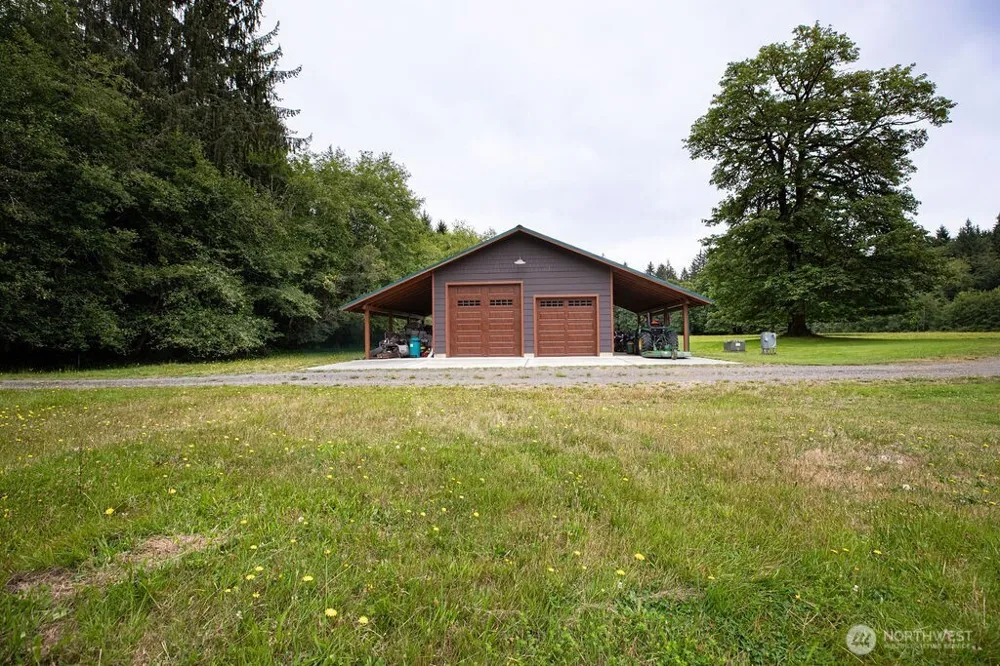 2298 Undie Road Forks, WA 98331