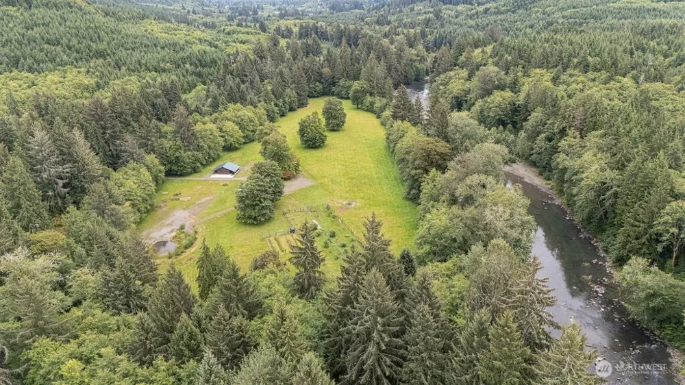 2298 Undie Road Forks, WA 98331