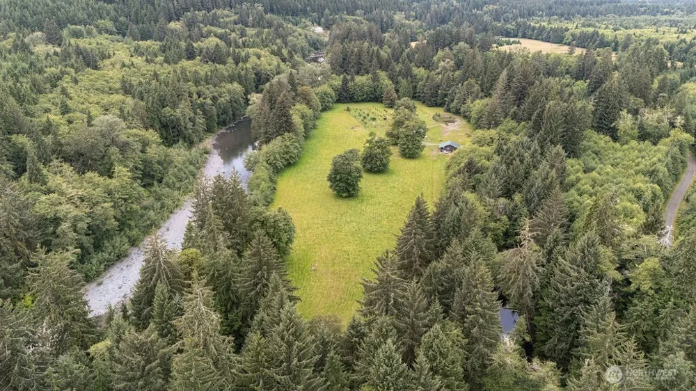 2298 Undie Road Forks, WA 98331