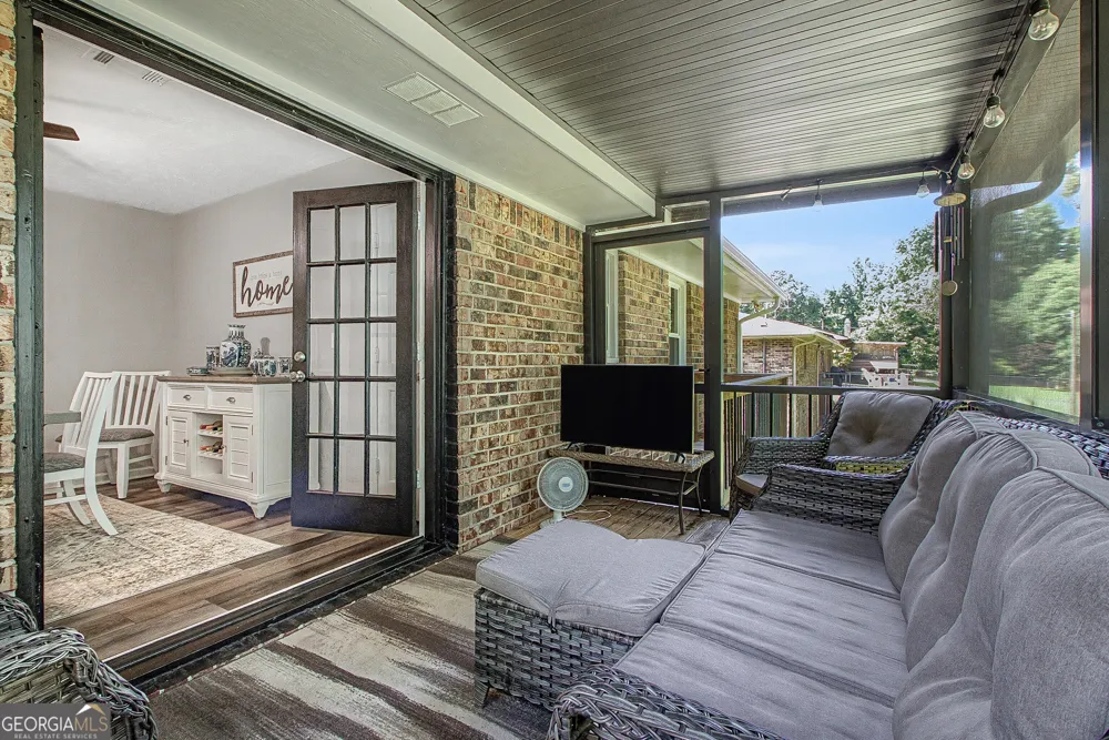 27 Lynhaven DR Newnan, GA 30263